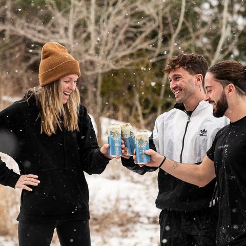 There’s nothing quite like enjoying a cold one with the ones who matter most. Happy Family Day from our crew to yours!🍻
•
•
•
#creemoresprings #creemore #ontario #canada #beerstagram #beerlover #beer #brew #instabeer #localbeer #beerlovers #canadianmade #proudlycanadian #cheers #brewery #FamilyDay